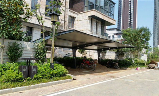 膜結構車棚 膜結構車棚